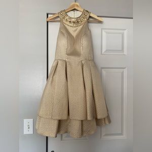 MacDuggal Gold Cocktail